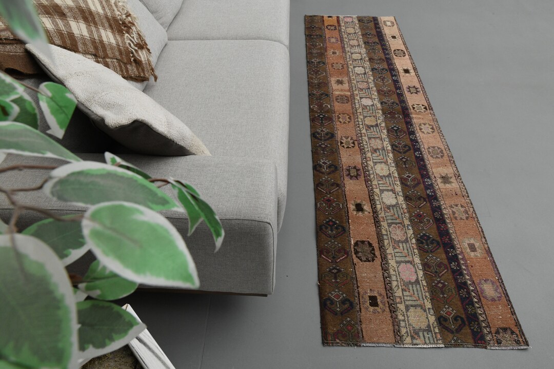 2'2 X 7'8 Ft Vintage Runner Rug, Hallway Rug, Entryway Rug, 2x8 Rug