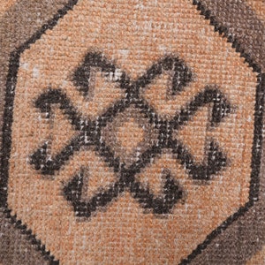 2&#39;7 x 3&#39;3 Ft Entryway Rug, Vintage Rug, Door Mat, Bath Mat, Handmade Wool Small Rug, Mini Rug, Gift Rug, Kitchen Rug, Bedside Rug, 3x3 Rug