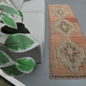 3x9 Ft Vintage Oushak Runner, Entryway Rug, Hallway Rug, Home Decor, Turkish Runner, 3x9 Runner, Bohemian Decor, Aesthetic Rugs, Red Runners