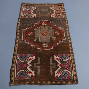 1&#39;5 x 2&#39;8 Ft Handmade Turkish Vintage Oushak Rug, Door Mat Carpet, Handmade Wool Bath mat, Brown Mini Rug, One-of-a-Kind, Entryway Rug