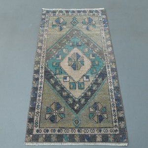 1&#39;5 x 2&#39;8 Ft Turkish Rug, Vintage Rug, Handmade Rug, Wool Rug, Kitchen Rug, Entryway Rug, Decorative Rug, Bohemian Rug, Home Decor, Mini Rug
