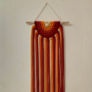 Mittelgroße Makramee Regenbogen Halbkreis Wandbehang Bild 1