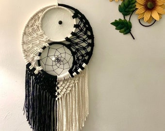 Ying Yang Macrame Dream Catcher