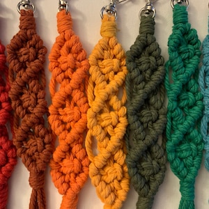 Llaveros de macramé imagen 2