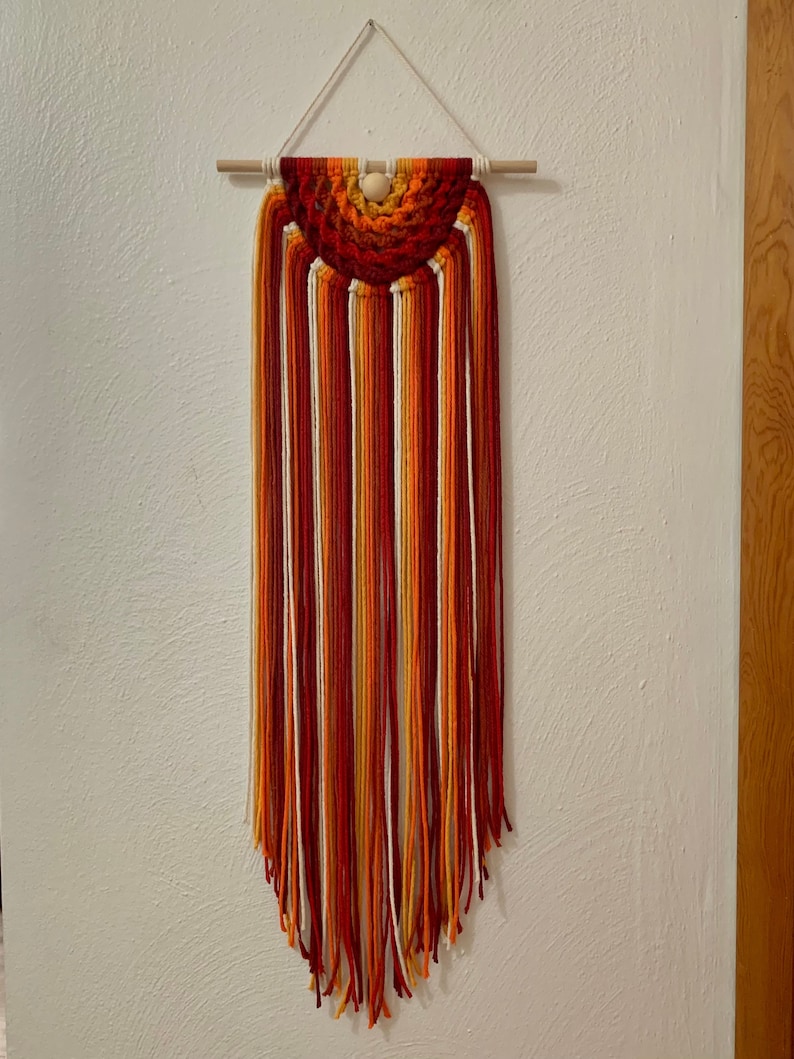 Mittelgroße Makramee Regenbogen Halbkreis Wandbehang Bild 1