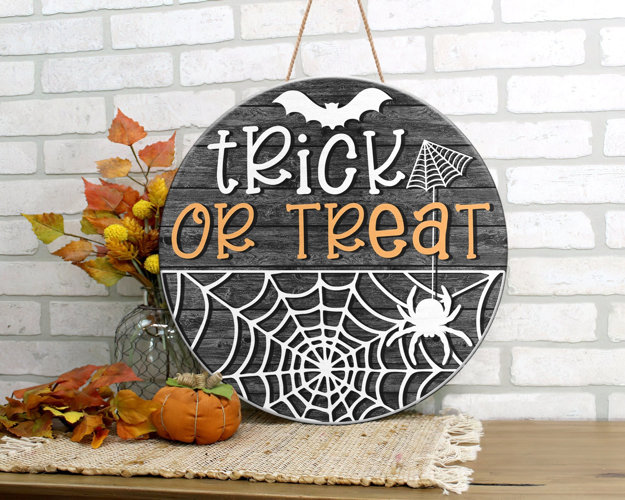 Halloween Türschild Aus Holz - 2D Gruseldekoration Mit Geistern & Kürbissen 30x30cm