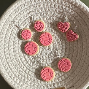 Pan Dulce Earrings; clay earrings, mexican, cinco de mayo, fiesta, food earring, miniature food, conchas, bread earring, stud earring