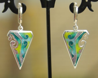 Georgian cloisonne enamel earrings, cloisonne dangle earrings, latchback closure artisan earrings, triangle earrings , boucles d' oreille