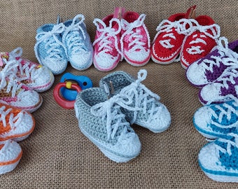 Baby Sneaker, gehäkelte Neugeborenen Schuhe, Turnschuhe, Sneaker, Babyschuhe, Baby Hausschuhe, Babyschnürschuhe