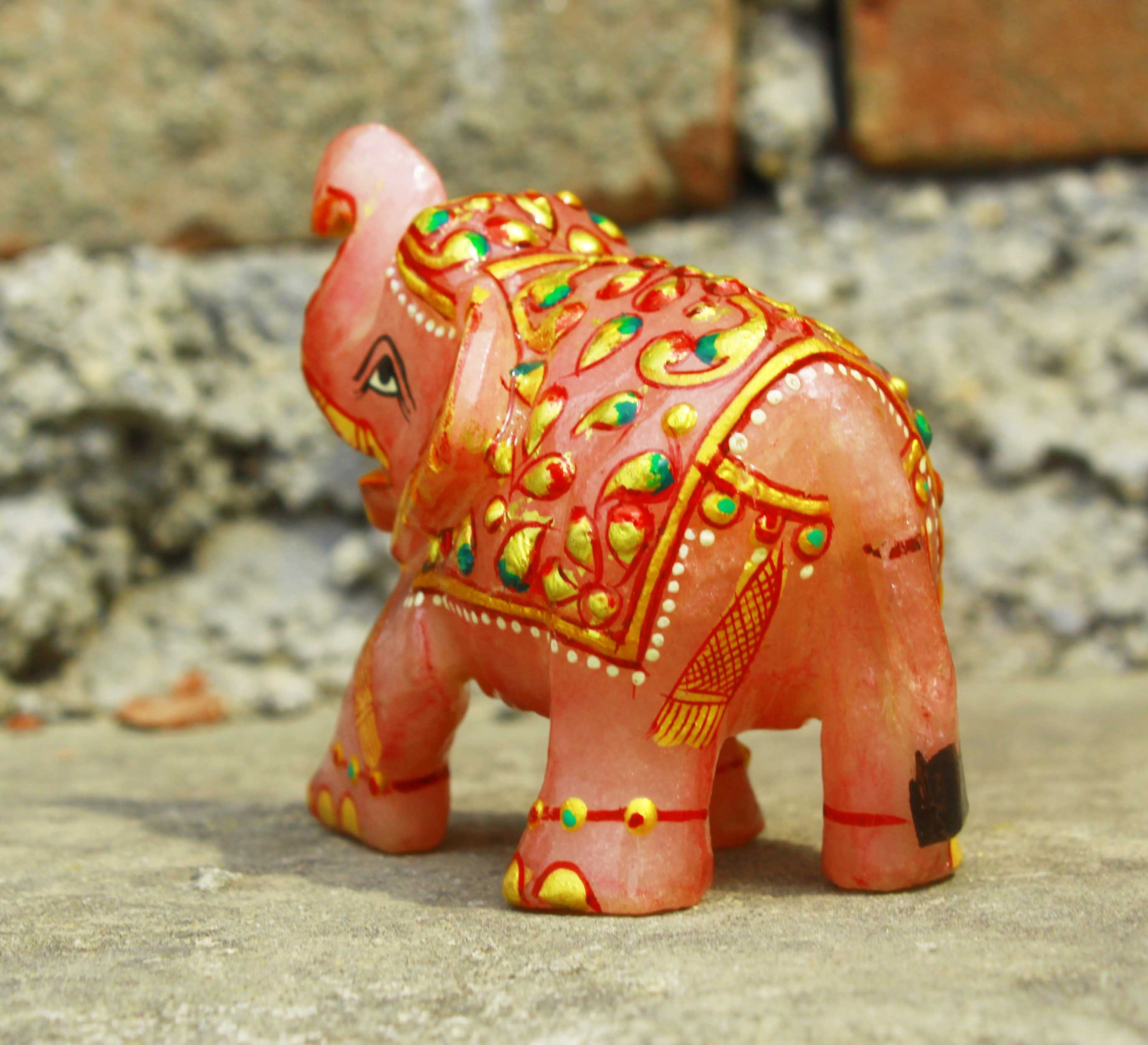 quartz elephant figurines