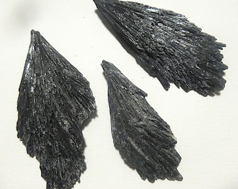 Large Natural Black Kyanite Blade Crystals, Protection stone, Chakra Healing, Moon Rituals, Grounding,Meditation