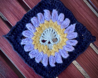 Flower Skull Granny Square Crochet Pattern PDF – Gothic Floral Crochet Block, Instant Download