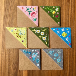 Personalized Hand Embroidered Corner Bookmark 26 Letters and 4 Seasons Felt Triangle Page Stitched Corner Bookmark Mothers Day Gift Flowers Set of 7