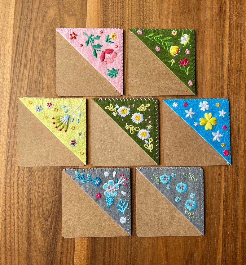 Personalized Hand Embroidered Corner Bookmark 26 Letters and 4 Seasons Felt Triangle Page Stitched Corner Bookmark Mothers Day Gift Flowers Set of 7