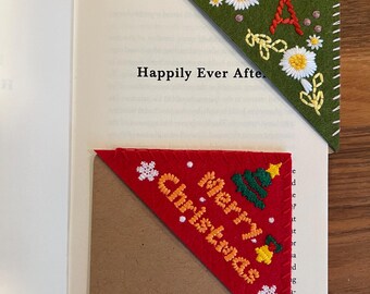 Stocking Stuffer - Personalized Merry Christmas Hand Embroidered Corner Bookmark - 26 Letters and 4 Seasons - Felt Corner Bookmark