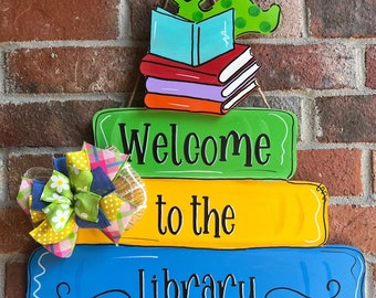 Library or classroom Interchangeable Door Hanger/Personalized Librarian Interchangeable hanger/teacher door hanger