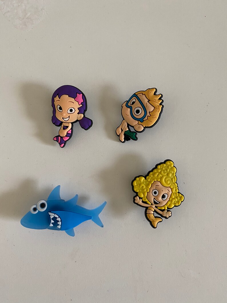 bubble guppies croc charms