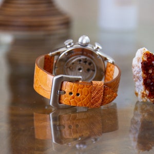 Uhrenarmband Straussenleder Cognac: Individuelles handgefertigtes Uhrenarmband