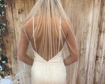 Coupe élégante de voile de mariée, avec perles ou strass, sur peigne, mariage, bridal, wedding, vail, bridal, veil, bridal veil