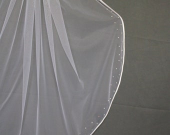 Bridal Veils One Tier Satin Edge Beaded Rhinestone Bridal Veils Soft Italian Tulle Sheer Comb Soft Satin