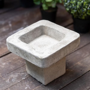 Low SquareGarden Bird Bath DGS Statues