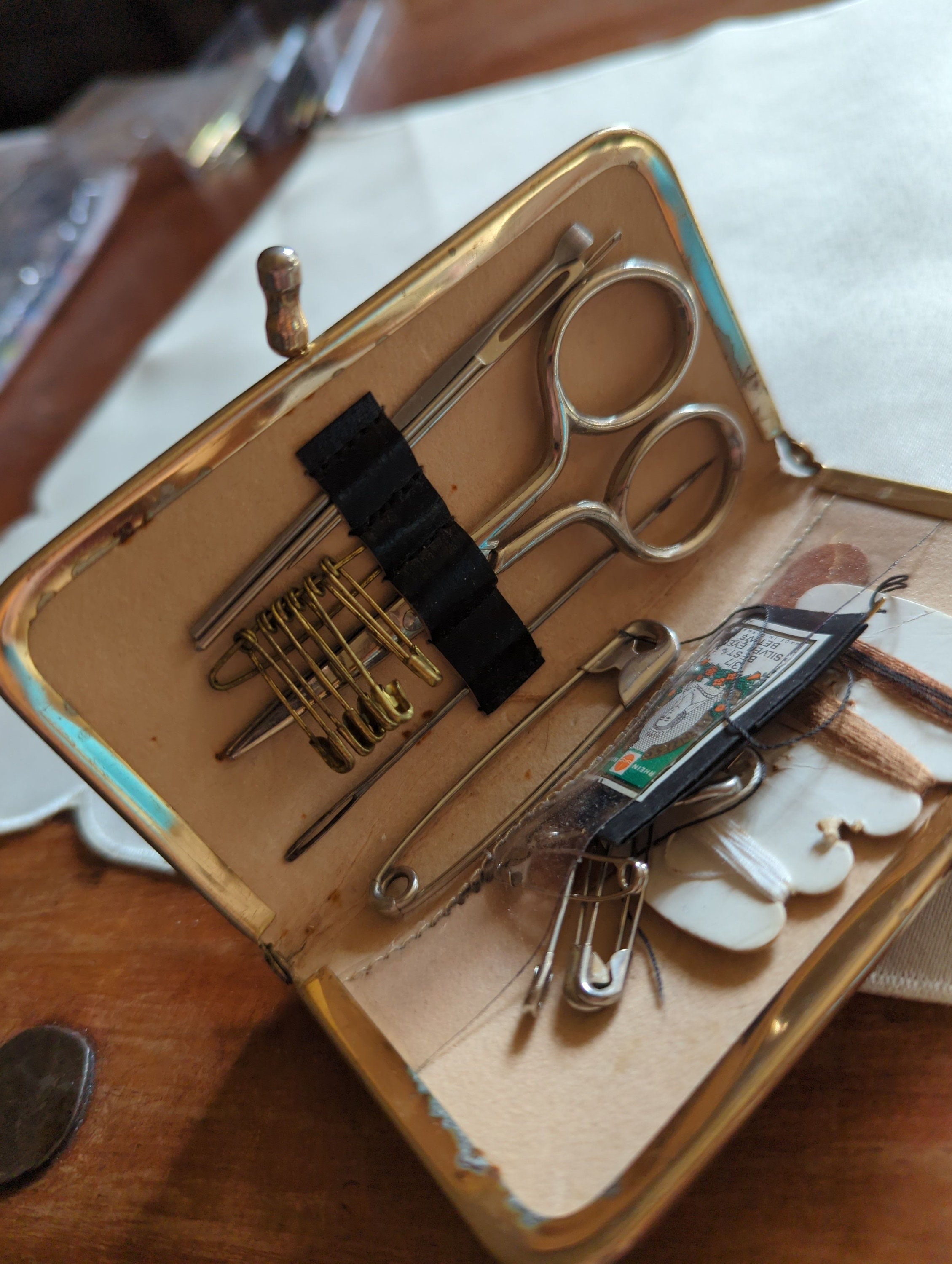 Vintage Mending Kit Purse