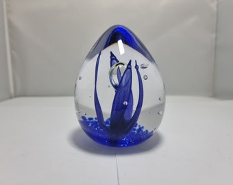 Vintage Kings Lynn Crystal Paperweight Beautiful Stunning Colour