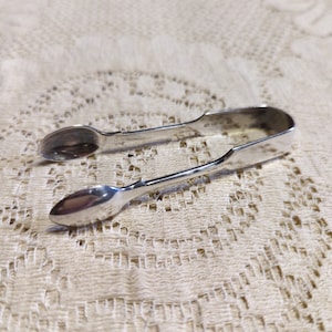 Vintage Silver Ware Sugar Tongs