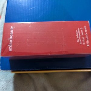 Elizabeth Arden,Perfumes, Vintage Perfumes, Cosmetics and Scents retro cosmetics and scents