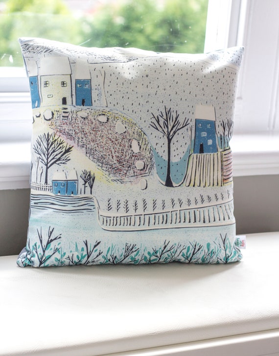 Holiday pillow covers deals
