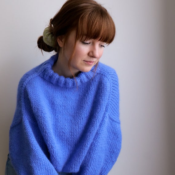 DIY Style UP: How to shorten your sweater with no cutting - the