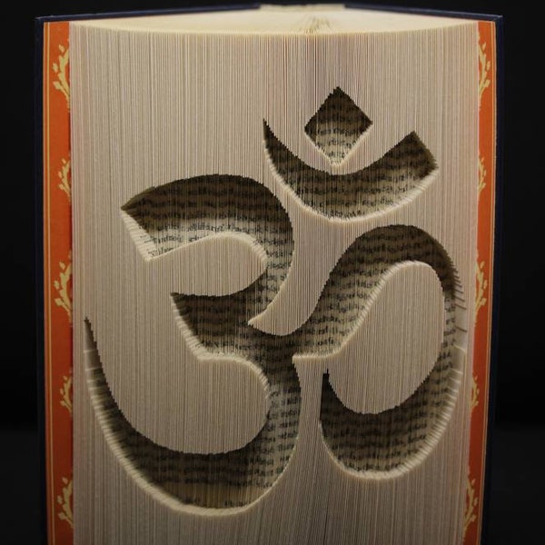 Om, AUM, Gefaltetes Buch, Buchfaltkunst, heilige Silbe des Buddhismus und Hinduismus