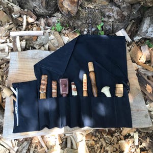 Rolltasche für Werkzeuge aus gewachstem Canvas: dunkelblau, optional mit Reißverschlusstasche