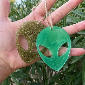 Custom Alien Ornaments - Read Description Before Purchasing