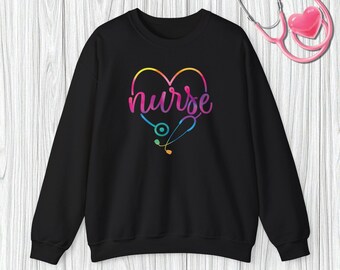Sudadera con corazón de enfermera / Diseño de estetoscopio / Regalo ideal para enfermeras, profesionales de la salud y estudiantes de medicina / Sudadera de enfermera arcoíris