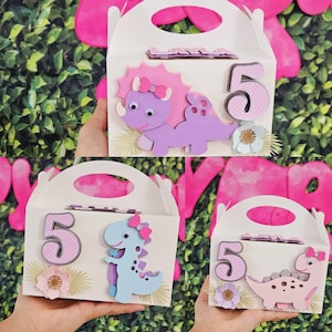 Dinosaurs personalized children&#39;s party box girl dino party favor gable box assorted dinosaurs party favor boxes custom dino girl candy box