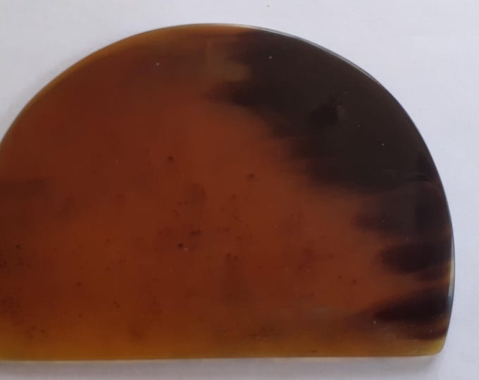 Handcrafted Half-Moon Horn made of Natural Horn