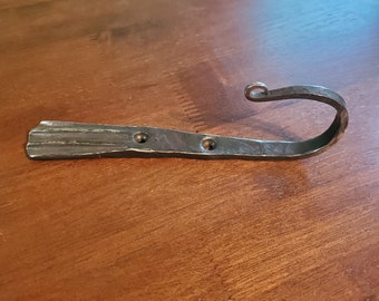 Hand forged fan tail hook (2)
