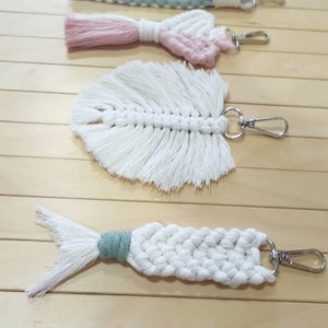 leaf-mermaid-tail-keyholder