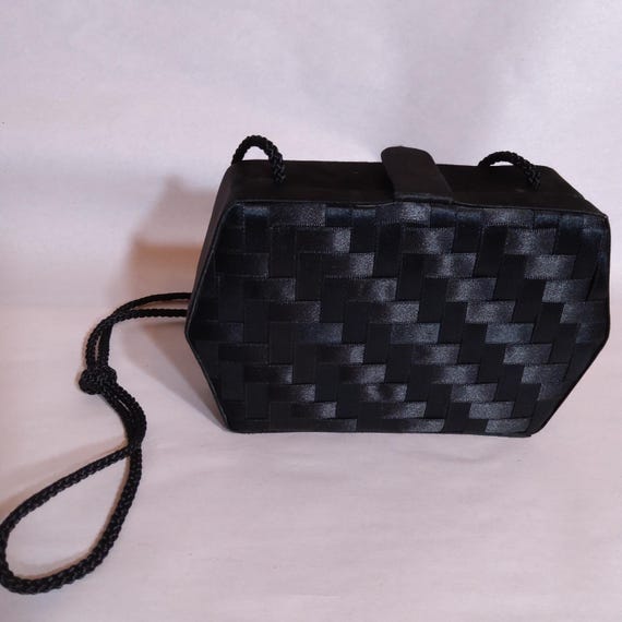 Warren Reed Black Clutch Purse