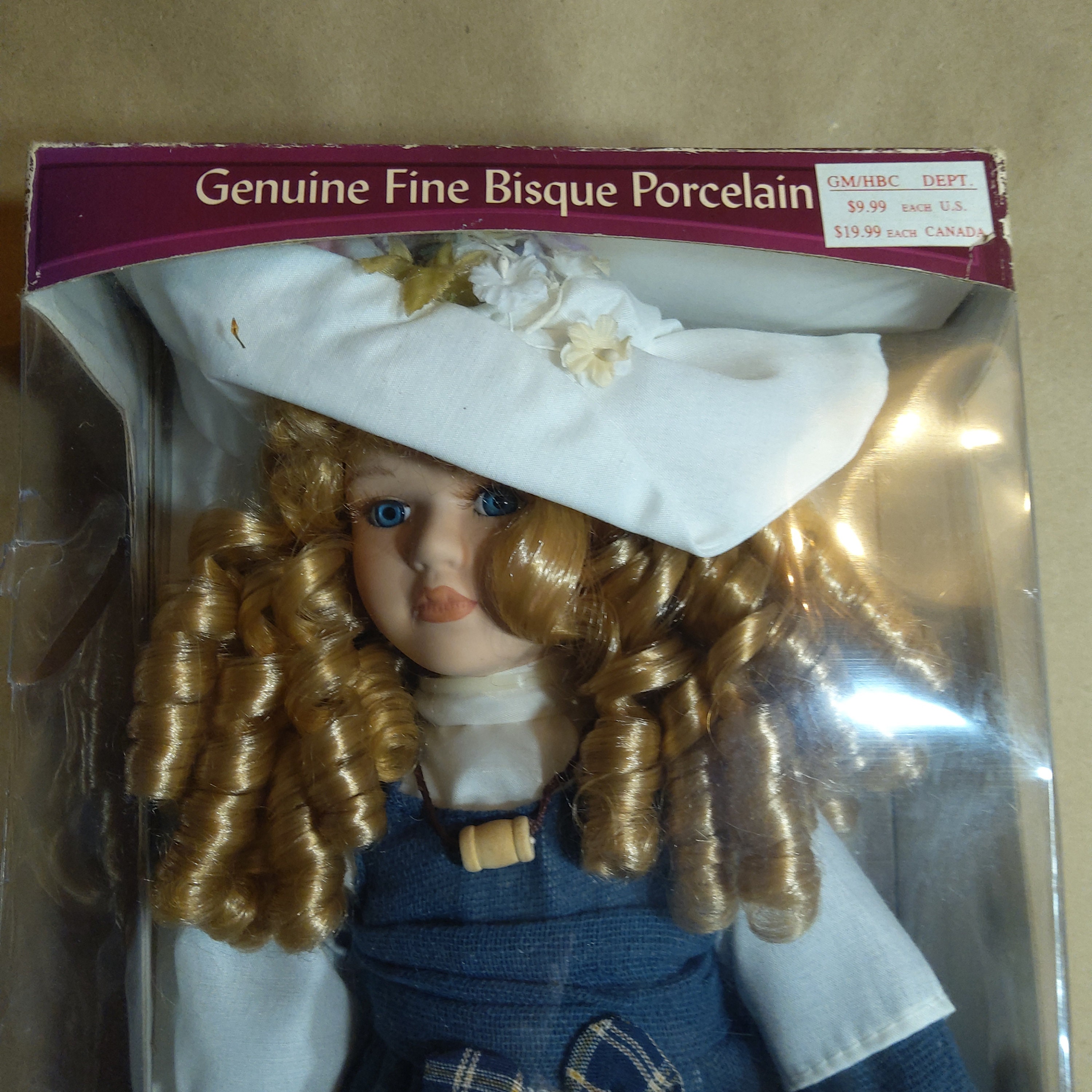 Vintage Donatella De Roma Porcelain Doll, 13