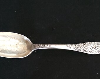 Vintage Leonard silverplate Art Palace spoon