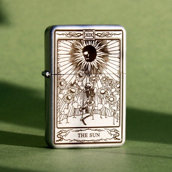 The Sun tarot card engraved lighter, The Sun tarot design collection, cool lighter, personalised gift for couples, tarot accessories