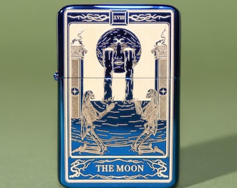 New personalised gift lighter with The Moon tarot card, engraved lighter, cool lighter, tarot card lighter, refillable lighter
