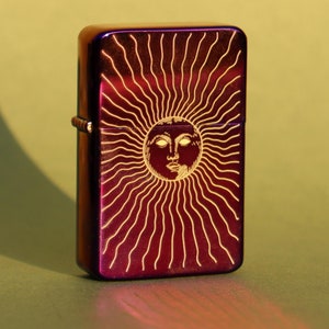 Aangepaste aansteker met zonnekunst, zonontwerpcollectie, coole aansteker, gepersonaliseerd cadeau voor koppels, zonlijnkunst