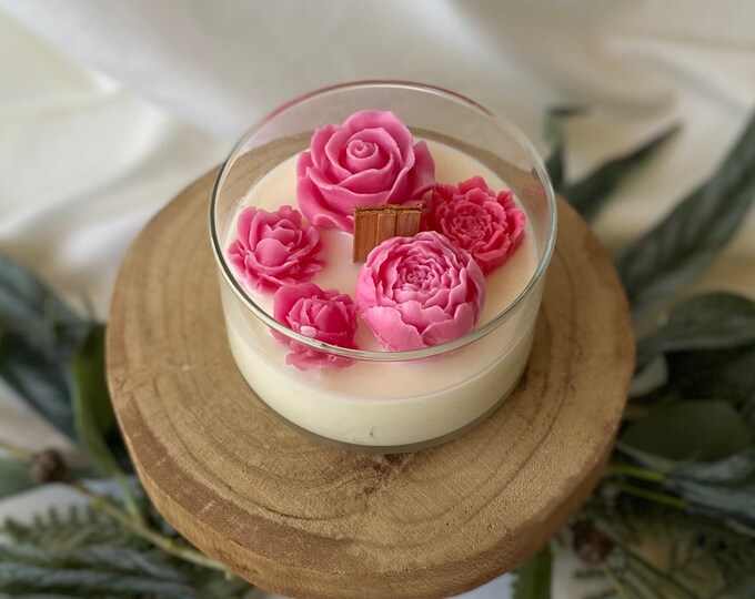 Floral Candle, Botanical Candle, Galentines Gift, Modern Candle, Love