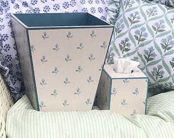 Colefax and Fowler Sudbury Park Waste paper bin & tissuebox cover basket, bedroom bin. guest room devor