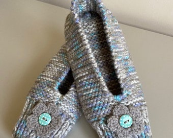 Hand knitted slippers - mink