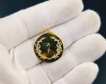Medallón victoriano chapado en oro, colgante de plata de ley grabado