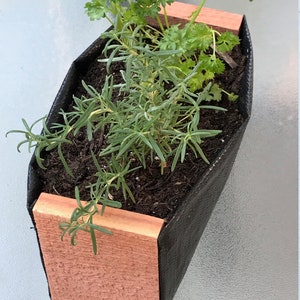 Garden Fabric Redwood Herb Planter
